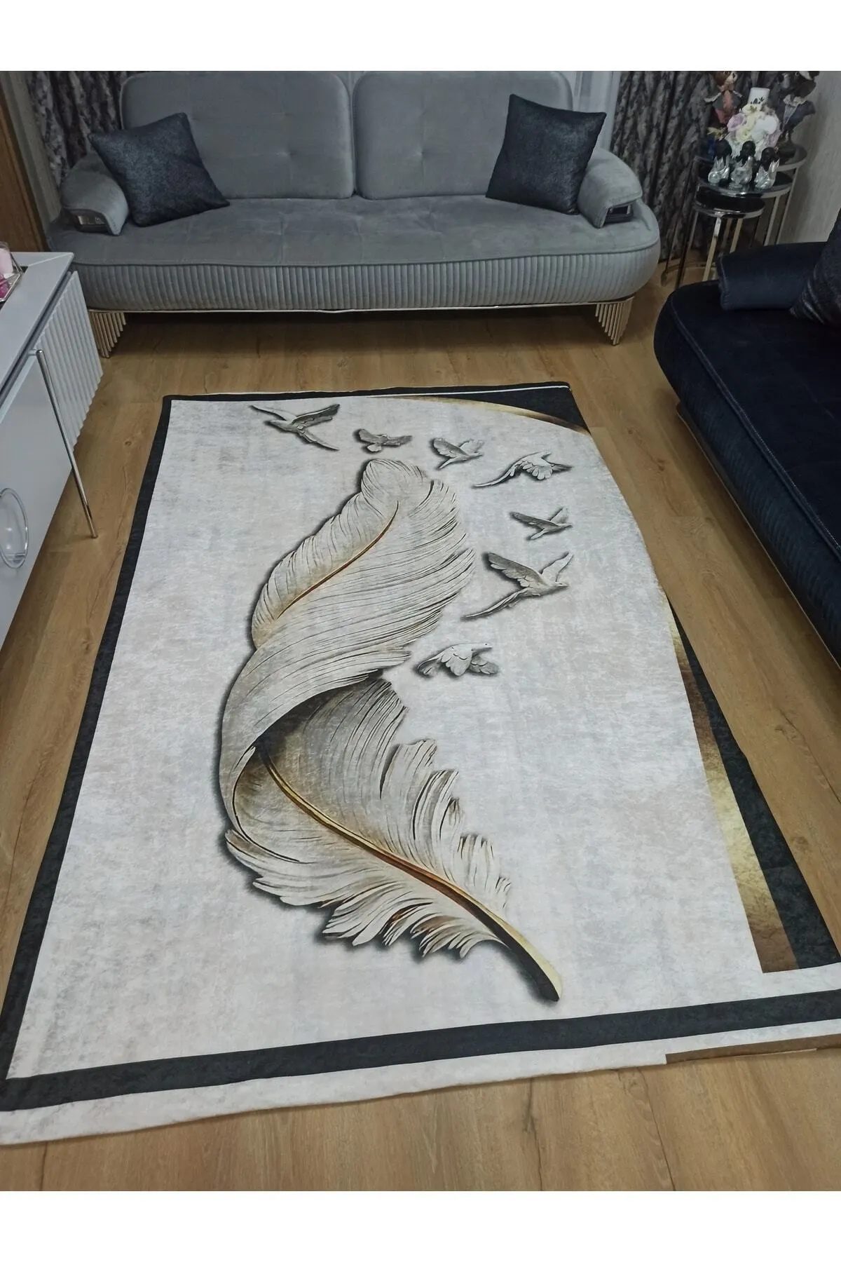 Zerafet İpek Kadife Halı Örtüsü